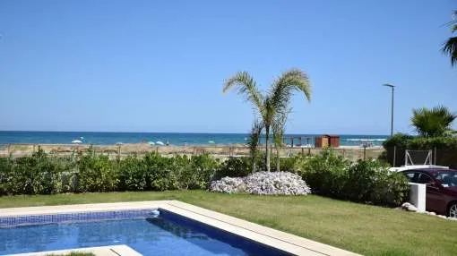 Unique villa by the sea on Alcocebre beach, Castellón Unique villa by the sea on Alcocebre beach, Castellón